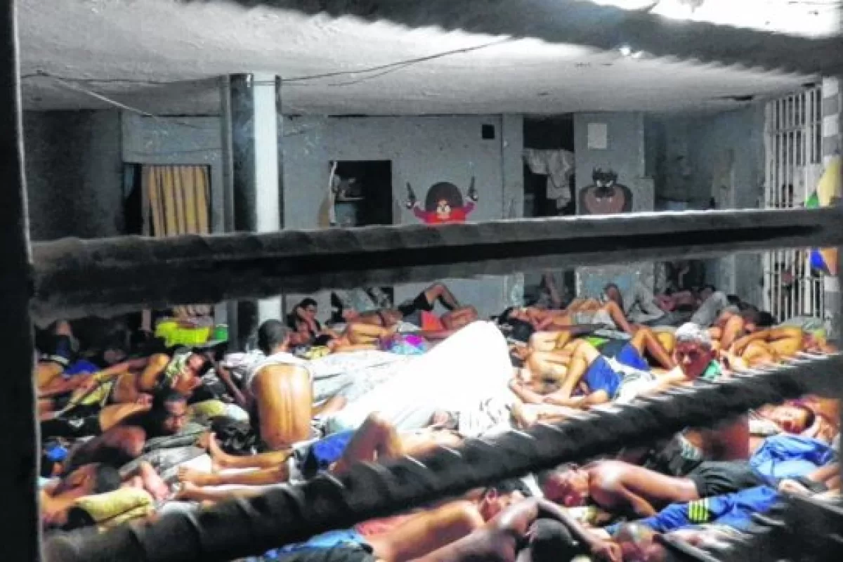 Hacinamiento carcelario tiene contra las rejas al Estado Colombiano Hacinamiento