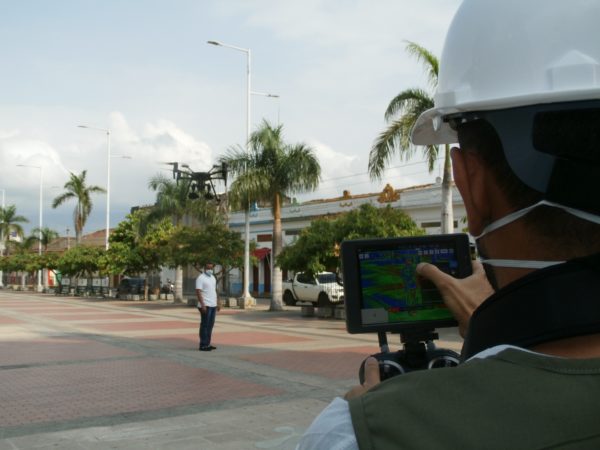 Buga ataca con drones al Coronavirus Buga ataca con drones al Coronavirus