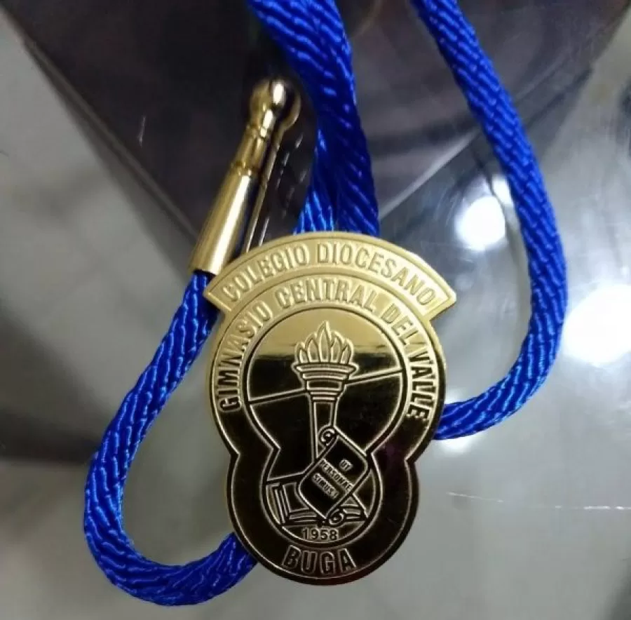 Grado de bachiller con honores recibió Sofía Bermúdez Bárcenas Grado de bachiller con honores recibió Sofía Bermúdez Bárcenas