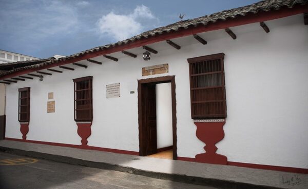 Academia de Historia Leonardo Tascón de Buga cumplió 58 años