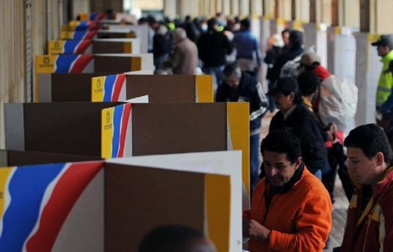Favoritos prenden motores de campaña presidencial en Colombia Favoritos prenden motores de campaña presidencial en Colombia