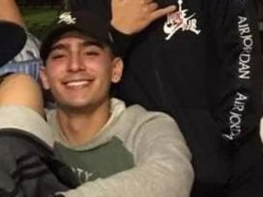 Luto en Buga por masacre en zona rural de cinco jóvenes Luto en Buga por masacre en zona rural de cinco jóvenes