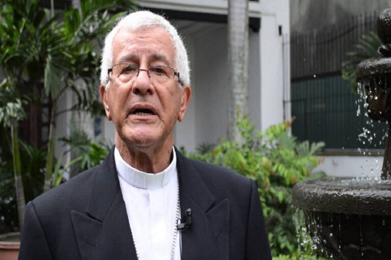 Fallece Monseñor Héctor Epalza, el obispo que amó y defendió a la gente de Buenaventura Fallece Monseñor Héctor Epalza, el obispo que amó y defendió a la gente de Buenaventura
