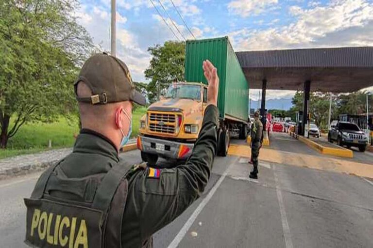 Caravanas de seguridad acompañarán a transportadores en el Valle Caravanas de seguridad acompañarán a transportadores en el Valle