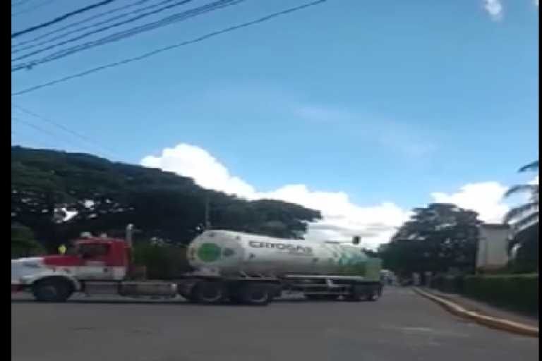 Gasolina llega a Buga Gasolina llega a Buga