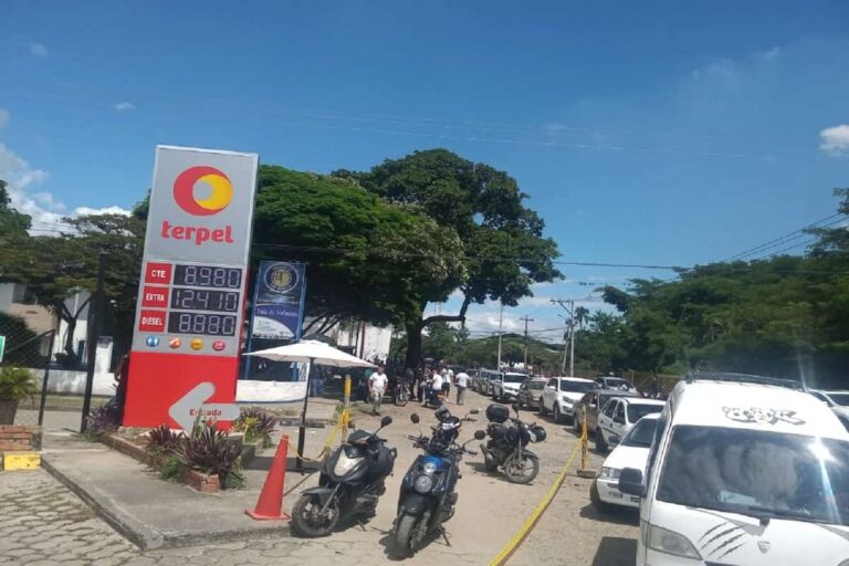 Gobierno busca salida con diálogos regionales Gobierno busca salida con diálogos regionales