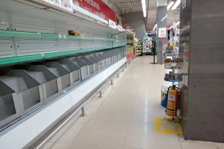 Desabastecimiento y más,consecuencias de bloqueos Desabastecimiento y más,consecuencias de bloqueos