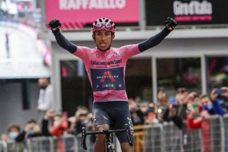 Egan Bernal ratifica liderazgo en Giro italiano e iguala a Lucho Herrera Egan Bernal ratifica liderazgo en Giro italiano e iguala a Lucho Herrera