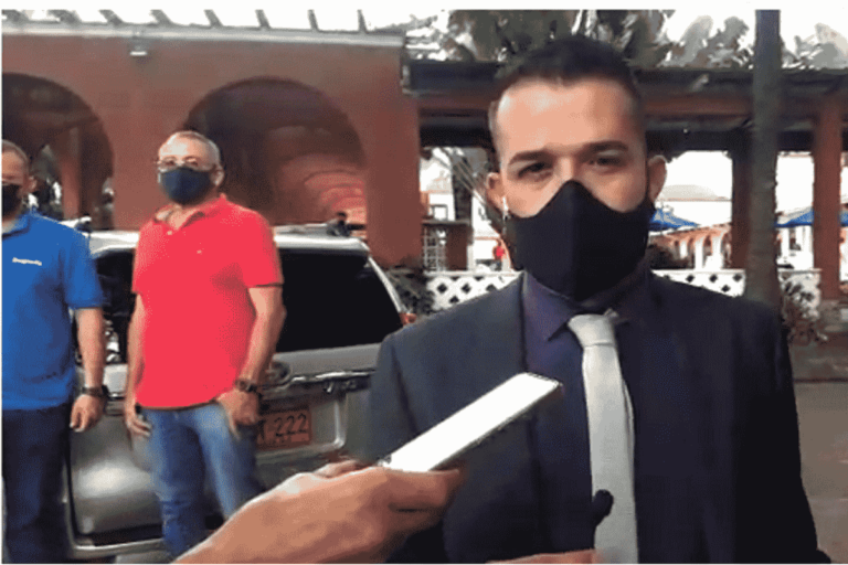 Más de 300 millones en microcréditos para microempresarias entrega Gobernación del Valle del Cauca Más de 300 millones en microcréditos para microempresarias entrega Gobernación del Valle del Cauca