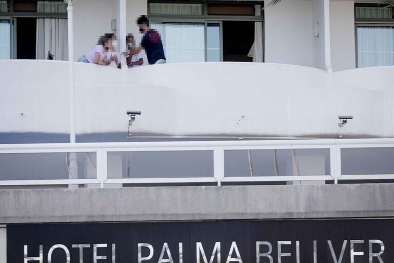 Rebrote de Covid-19 por contagio de jóvenes obliga tomar medidas en Mallorca España Rebrote de Covid-19 por contagio de jóvenes obliga tomar medidas en Mallorca España
