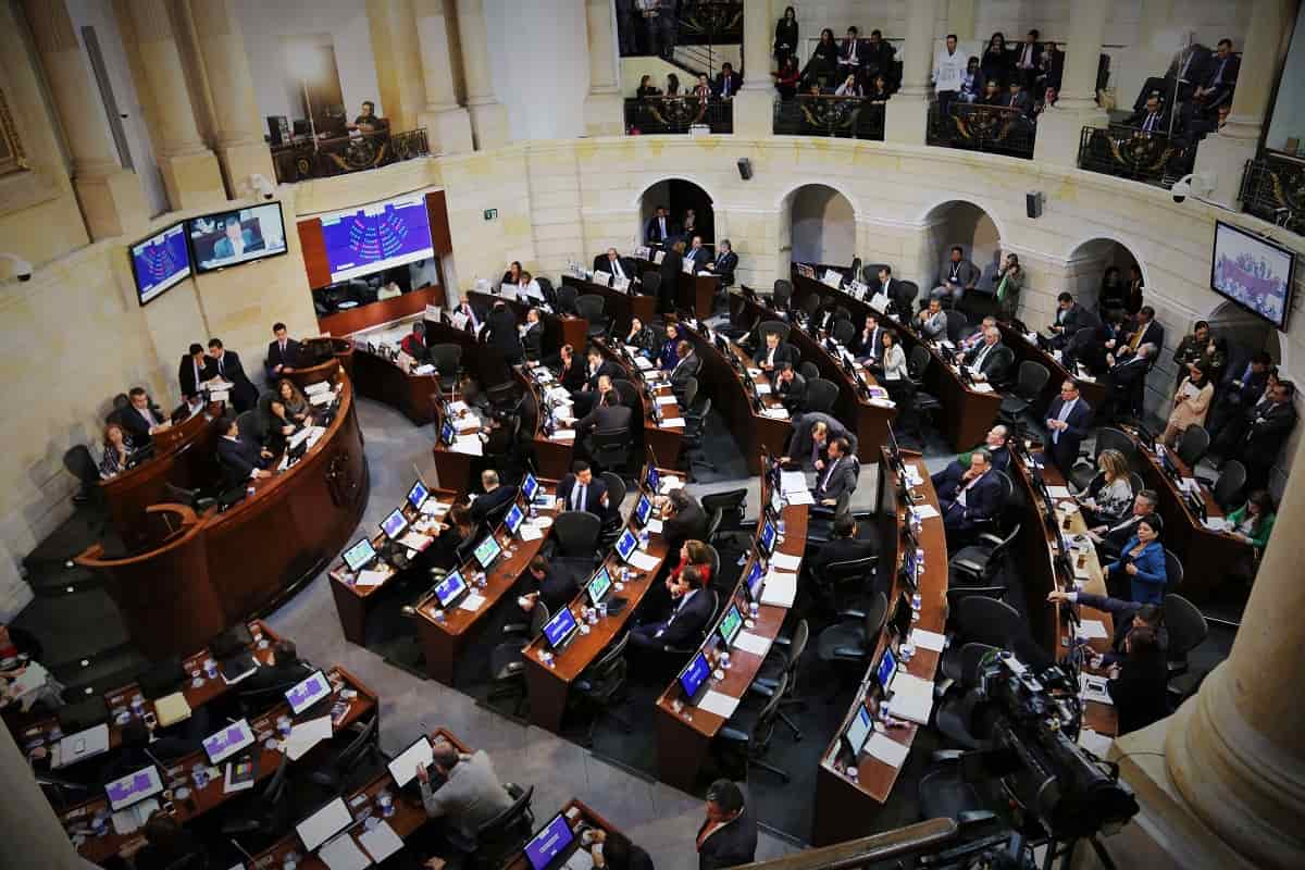 Proyecto de ley amenaza libertad de expresión, según periodistas