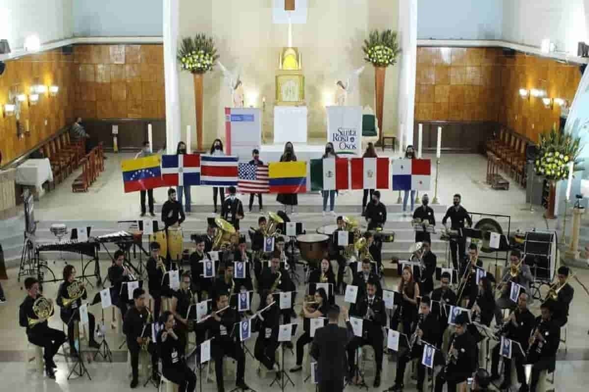 Música une América  con músicos de la EMAVI