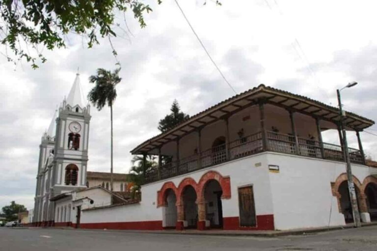 Guacarí, municipio de maestros y músicos en el Valle del Cauca Guacarí, municipio de maestros y músicos en el Valle del Cauca