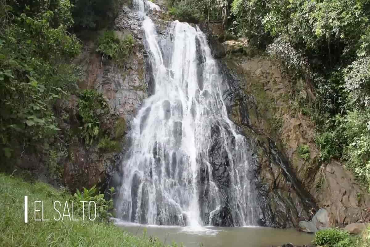El Dovio, el municipio vallecaucano de las aguas El Dovio, el municipio vallecaucano de las aguas