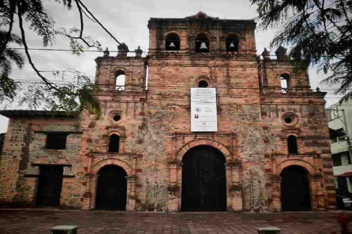 Cartago, capital mundial del bordado, ciudad con historia y tradición Cartago, capital mundial del bordado, ciudad con historia y tradición