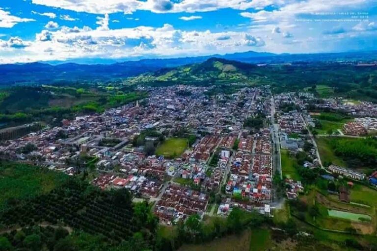 Caicedonia municipio “Centinela” del Valle del Cauca que sabe a Café Caicedonia municipio “Centinela” del Valle del Cauca que sabe a Café