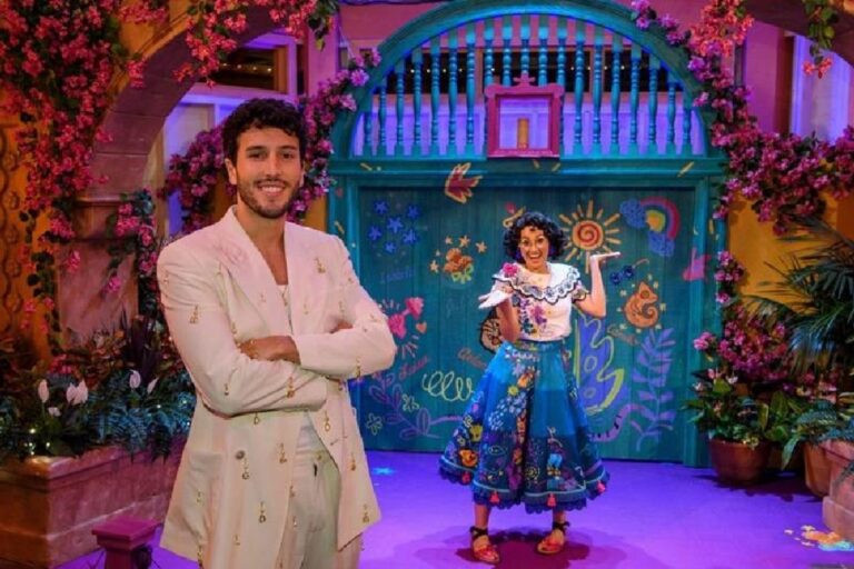 ´DOS ORUGUITAS DE ENCANTO´ INTERPRETADA POR CANTANTE COLOMBIANO NOMINADA A PREMIOS ÓSCAR.