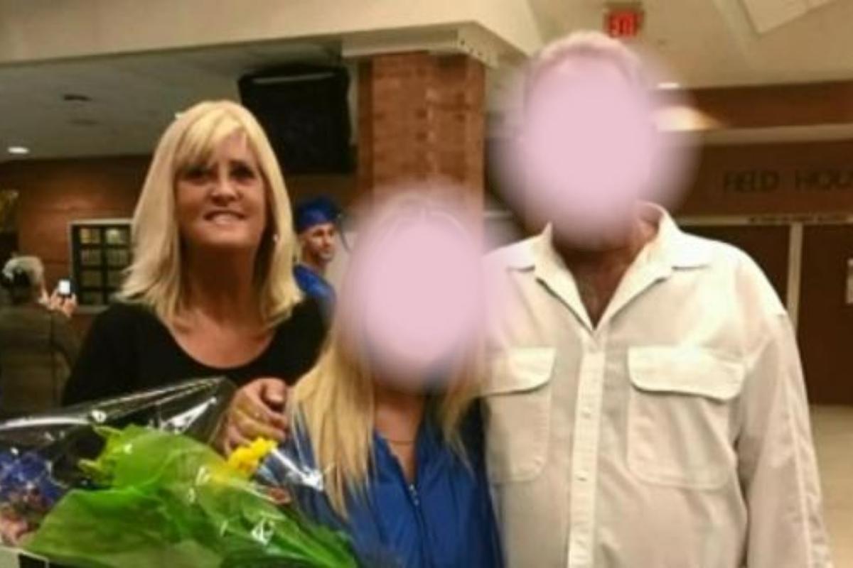 MUJER SE HACE PASAR POR ENFERMA MENTAL DURANTE 20 AÑOS PARA ROBAR A SU ESPOSO