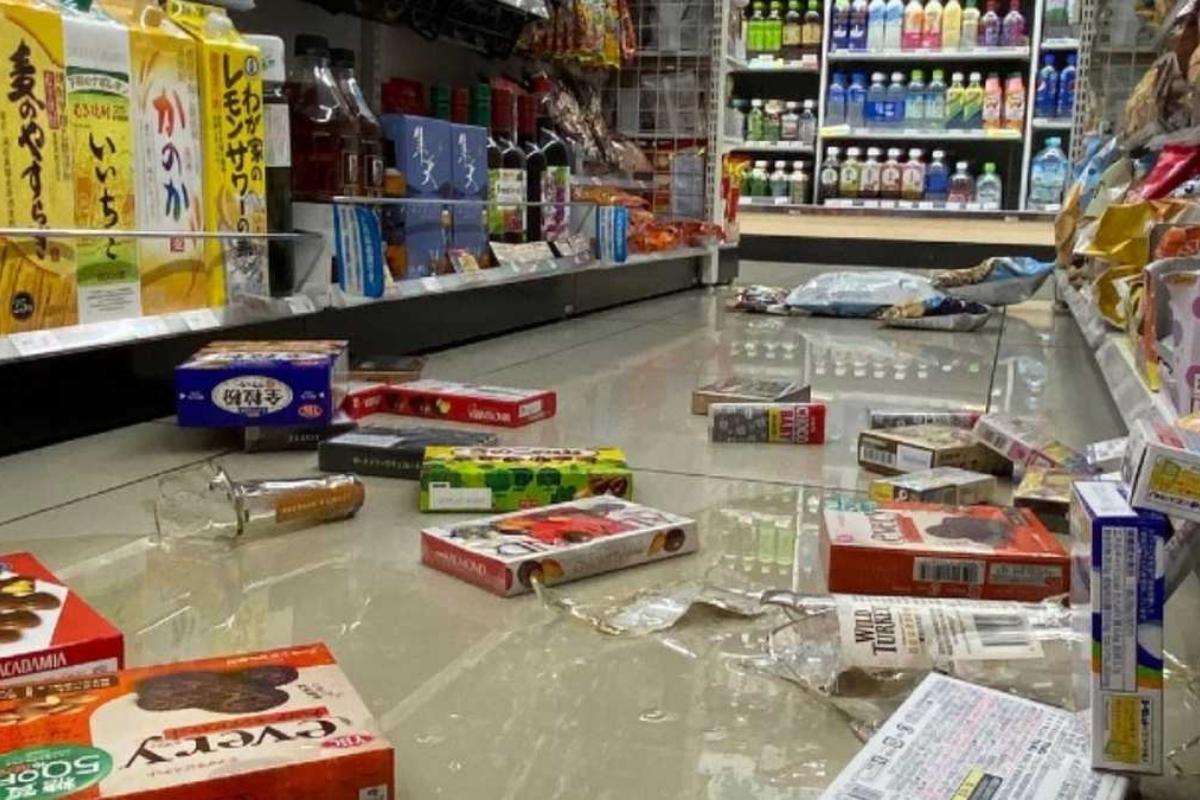 ALERTA DE TSUNAMI EN JAPÓN POR FUERTE TERREMOTO
