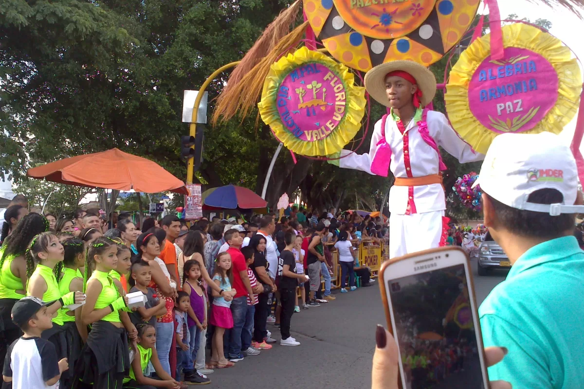 Desfile de Comparsas Buga Vive el Folclor