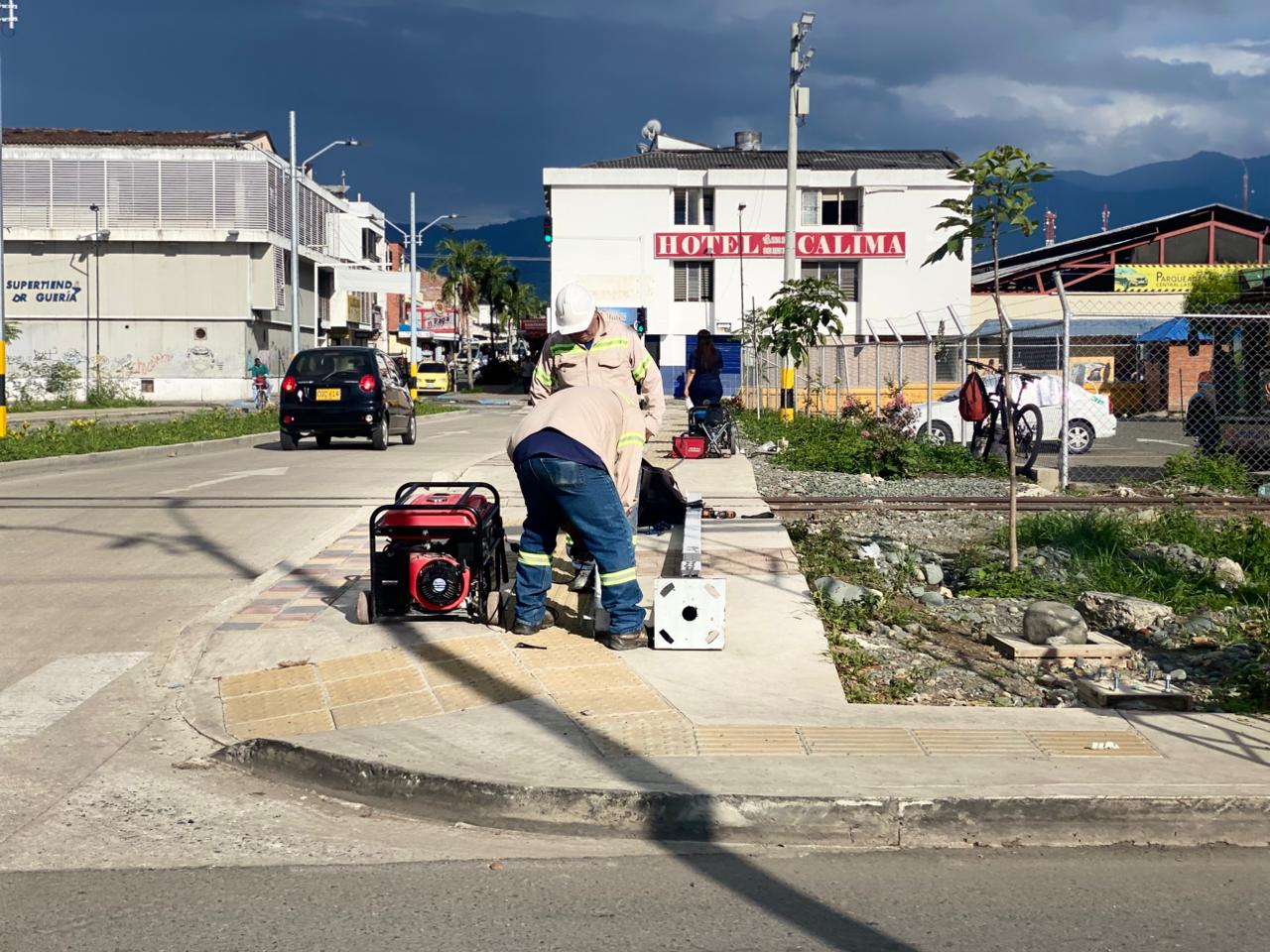 Cruce semafórico mejora la movilidad entre la Calle 27 y la Carrera 19 Cruce semafórico mejora la movilidad entre la Calle 27 y la Carrera 19