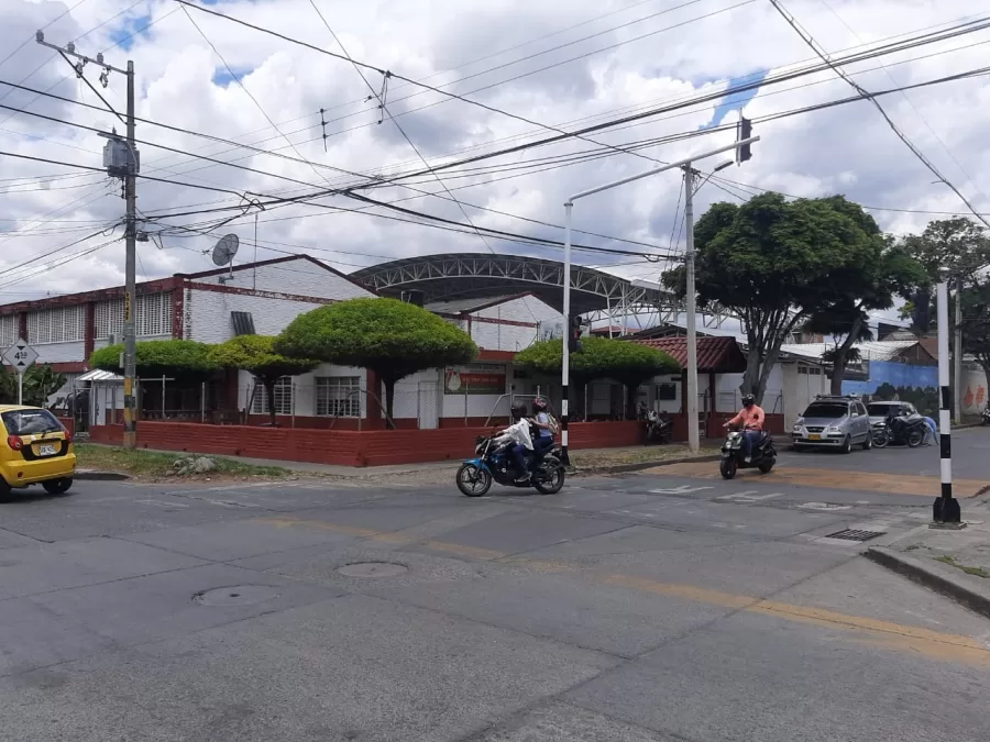Alcalde Gustavo Vélez invierte más de 600 millones en mejoramiento de infraestructura educativa