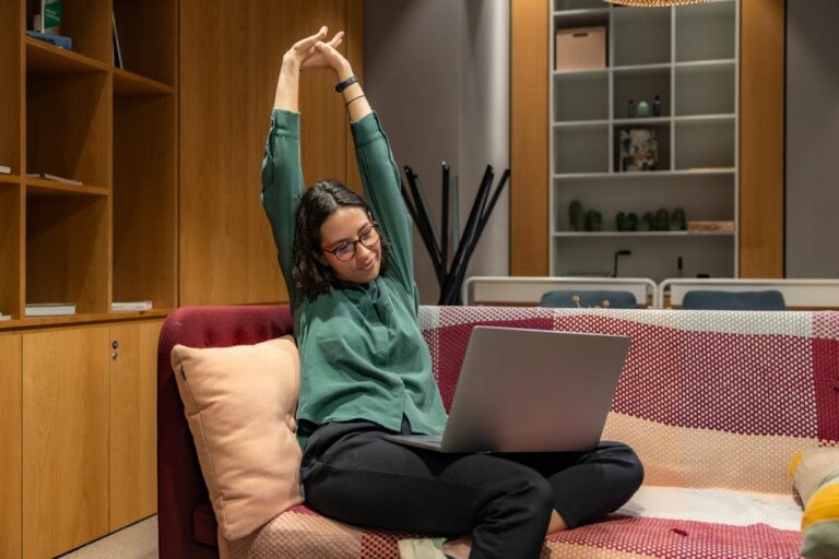 Mejores Aplicaciones para Trabajar desde Casa en Colombia: Guía Actualizada 2026 Imagen de Mejores Aplicaciones para Trabajar desde Casa en Colombia: Guía Actualizada 2026