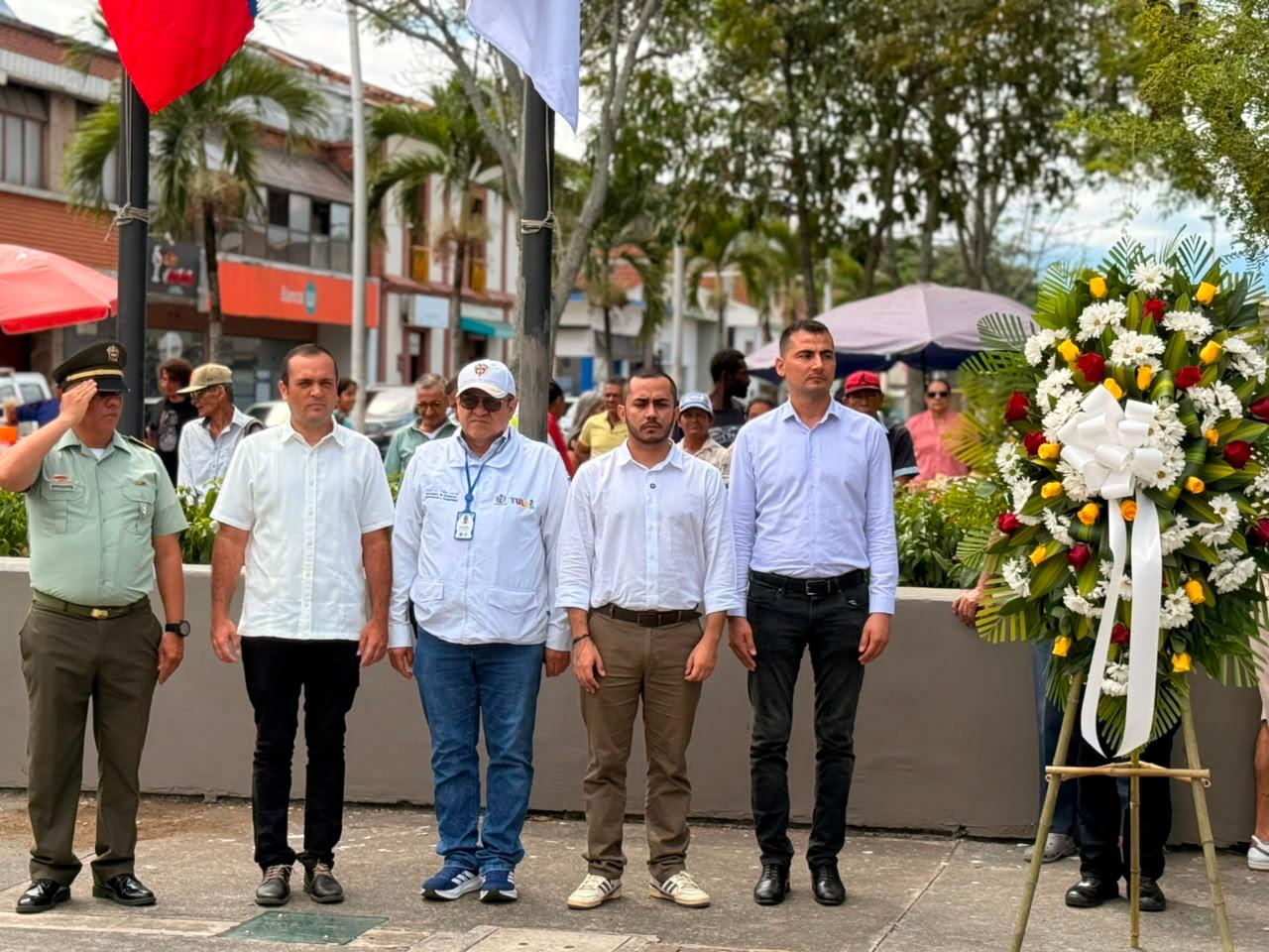 Autoridades y comunidad conmemoraron los 216 años de la Independencia de Colombia en Tuluá Autoridades y comunidad conmemoraron los 216 años de la Independencia de Colombia en Tuluá