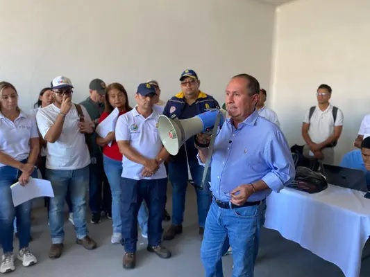 Alcalde Gustavo Vélez mantiene respuesta en territorio con 21 equipos operativos