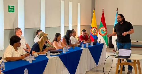 Alcalde Gustavo Vélez presenta proyectos al Concejo para destinar recursos a la emergencia del sismo Alcalde Gustavo Vélez presenta proyectos al Concejo para destinar recursos a la emergencia del sismo