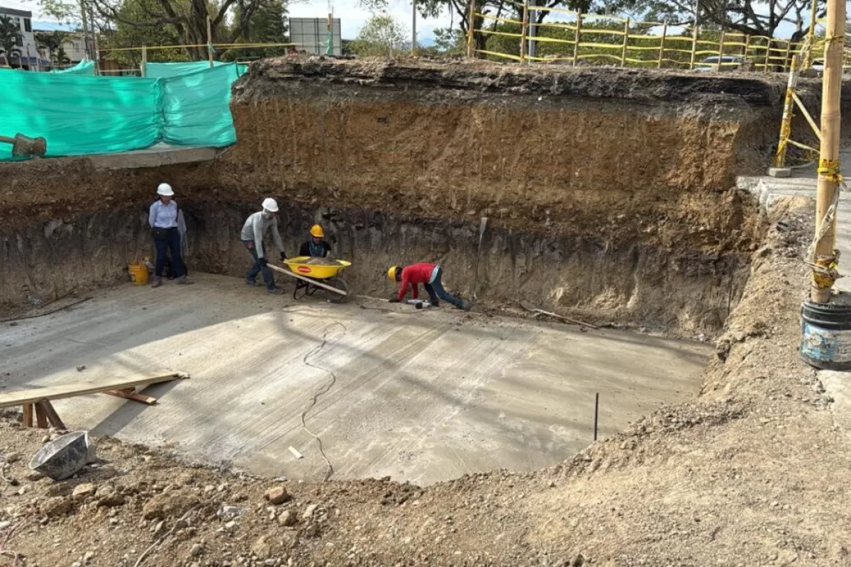 Comienza construcción del Puente en la 40