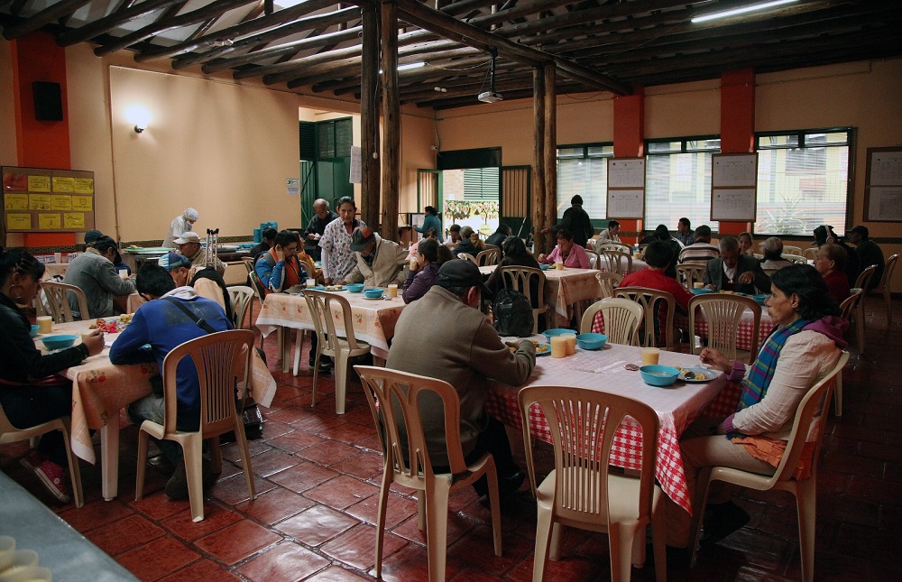 🍽️ ¡Regresan los Comedores Comunitarios “Sazón Para Ser Felices” y esta vez llegan por partida doble! 🙌 🍽️ ¡Regresan los Comedores Comunitarios “Sazón Para Ser Felices” y esta vez llegan por partida doble! 🙌