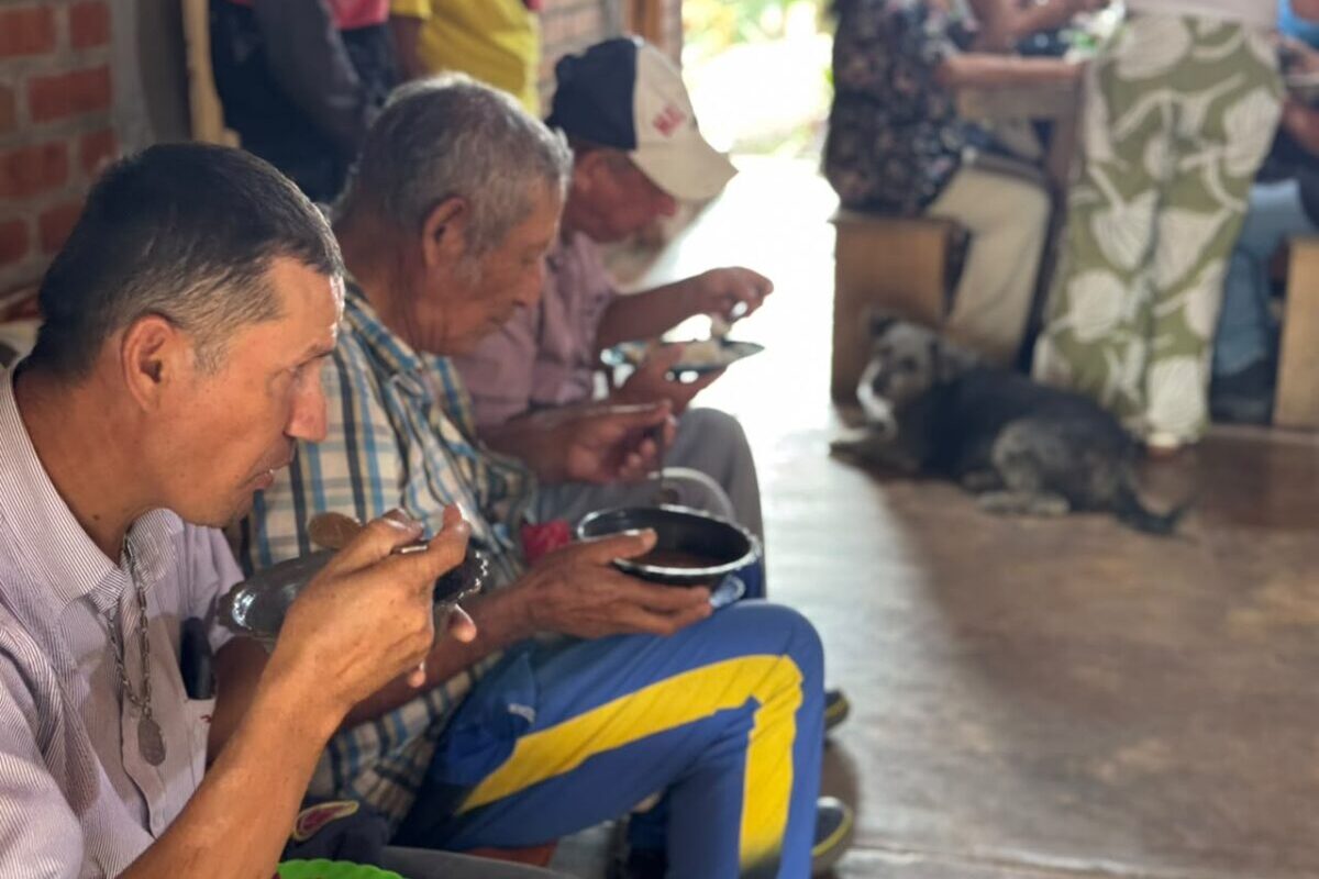 Alcalde Gustavo Vélez pone en marcha el primer comedor comunitario de Tuluá en la zona rural